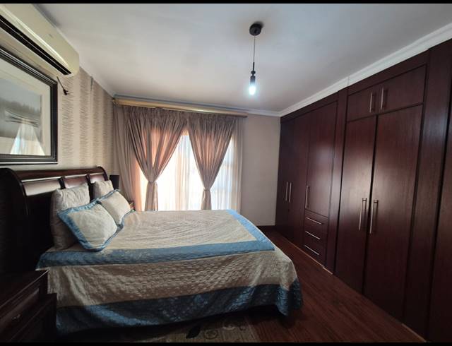 6 BEDROOM HOUSE FOR SALE IN VANDERBIJLPARK SE 8